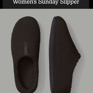 Bombas Women's Sunday Slipper in Dark Brown/Black Sherpa